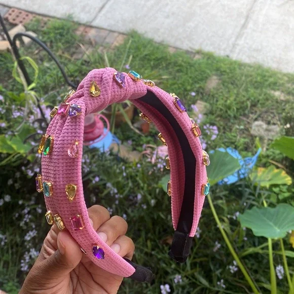 Pink rhinestone headband - Picture 4 of 4